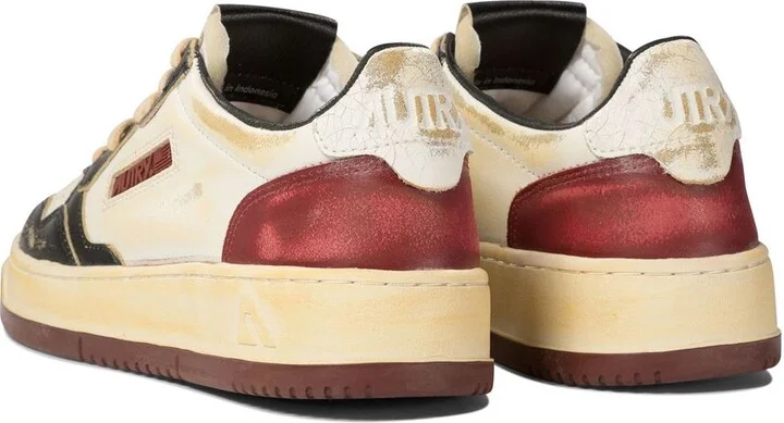 Autry Medalist Low-Top Sneakers - Image 4