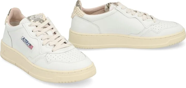 Autry Medalist Low-Top Sneakers - Image 3