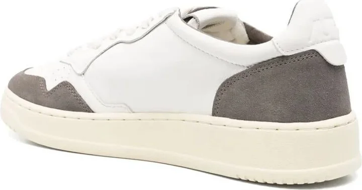 Autry Medalist Low-Top Sneakers - Image 3