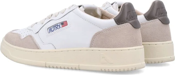 Autry Medalist Low-Top Sneakers - Image 4