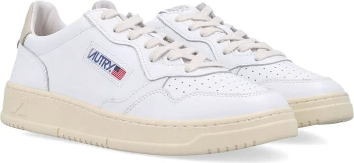 Autry Medalist Low-Top Sneakers - Image 2