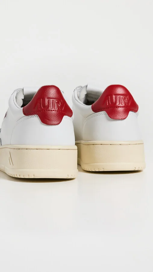 Autry Medalist Low Top Sneakers - Image 2