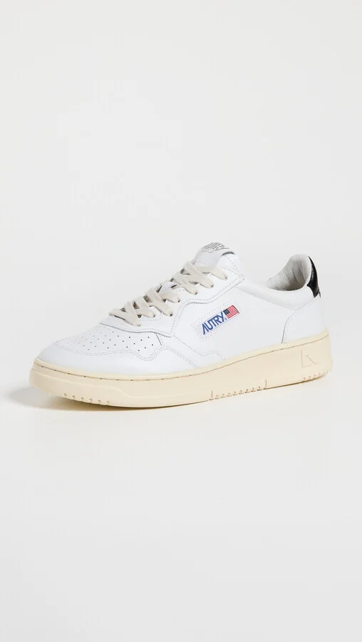 Autry Medalist Low Top Sneakers - Image 4