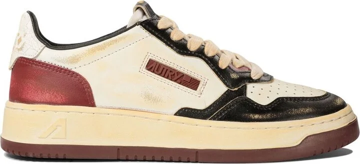 Autry Medalist Low-Top Sneakers
