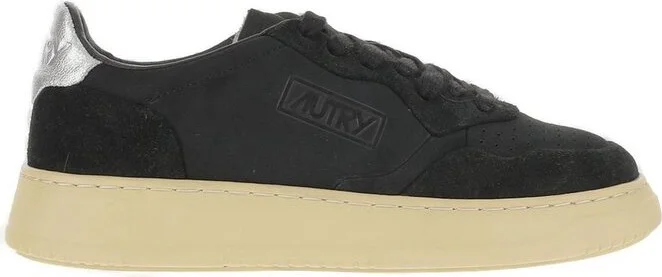 Autry Medalist Low-Top Sneakers