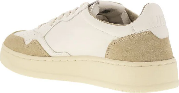 Autry Medalist Low - Two-Tone Leather Sneakers - Image 3