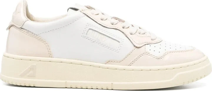 Autry Medalist Low Woman Lea/Pat Shoes
