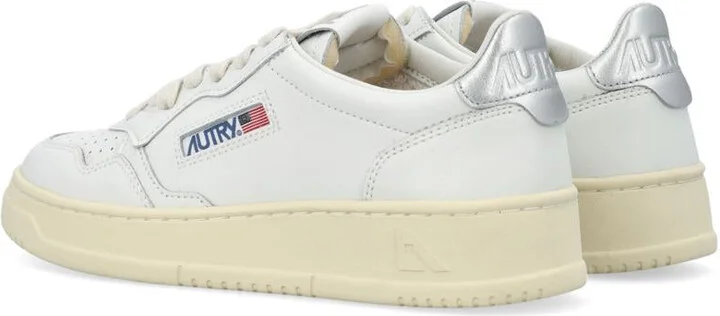 Autry Medalist Low Woman Sneakers - Image 4