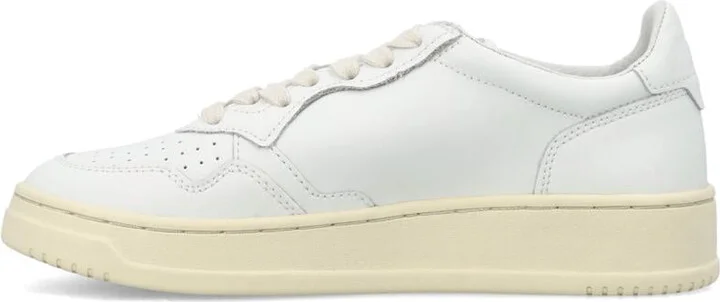Autry Medalist Low Woman Sneakers - Image 3