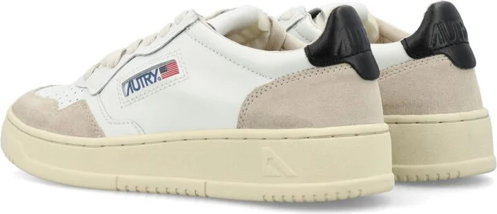 Autry Medalist Low Woman Sneakers - Image 4