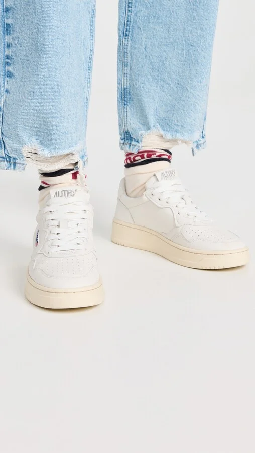 Autry Medalist Sneakers - Image 3
