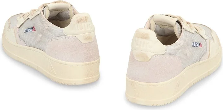 Autry Medalist Super Vintage Low-Top Sneakers - Image 4