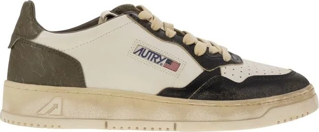 Autry Medalist Super Vintage Low-Top Sneakers