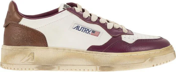WHITE/BORDEAUX