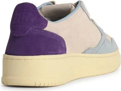 Autry 'Medialist' Light Blue Leather Sneakers - Image 3