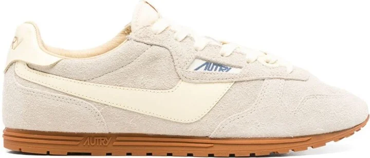 Autry Sneakers In Grey Suede
