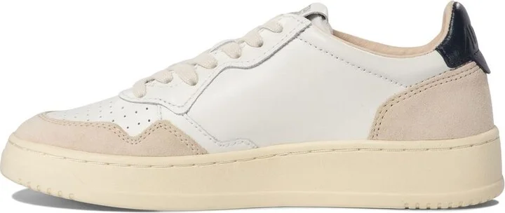Autry Sneakers Medalist Low In Leather And Suede White And Blue Color - Image 3