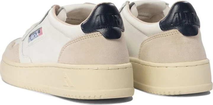 Autry Sneakers Medalist Low In Leather And Suede White And Blue Color - Image 4