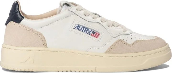 Autry Sneakers Medalist Low In Leather And Suede White And Blue Color