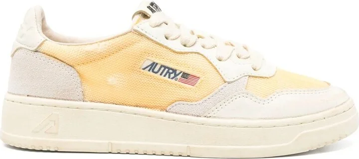 Autry Sup Vint Low Wom Dragon/Goat Shoes