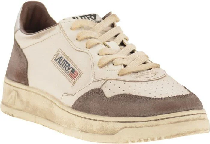 Autry Super Vintage - Leather Sneakers - Image 2