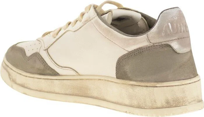 Autry Super Vintage - Leather Sneakers - Image 3