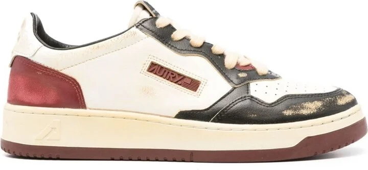AUTRY Super Vintage Low Leather Sneakers