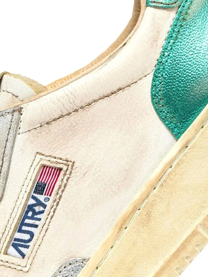 Autry "Super Vintage Low" Woman Sneakers Shoes - Image 3