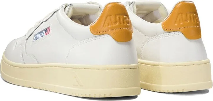 Autry White And Honey-Colored Leather Medalist Low Sneakers - Image 4