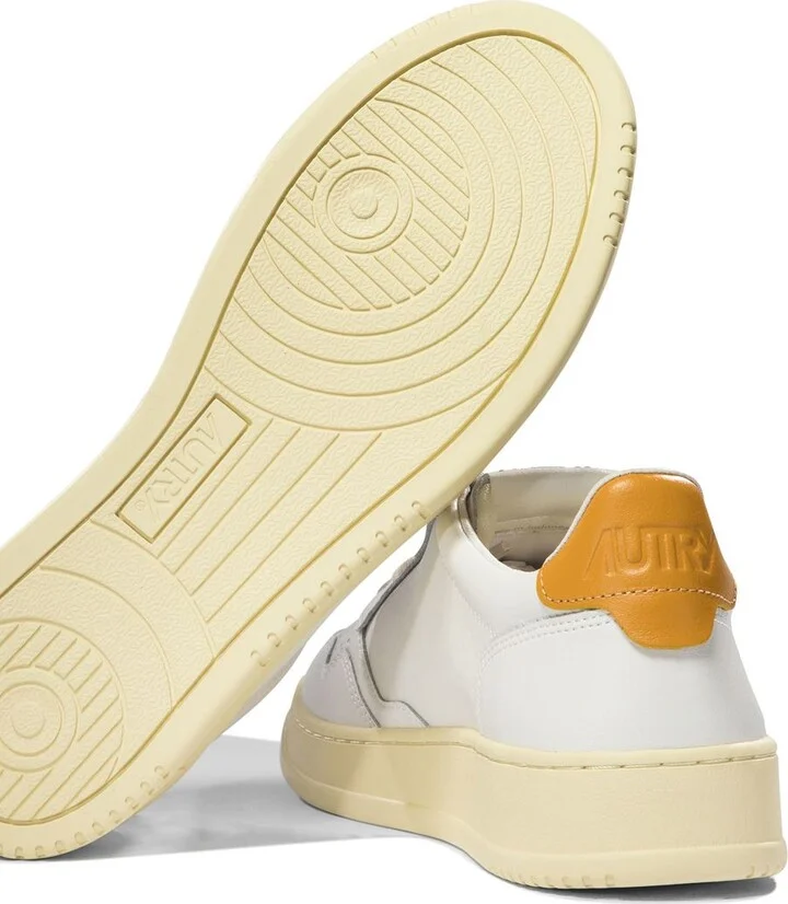 Autry White And Honey-Colored Leather Medalist Low Sneakers - Image 5