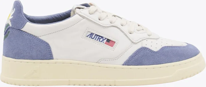 WHITE/LIGHT BLUE