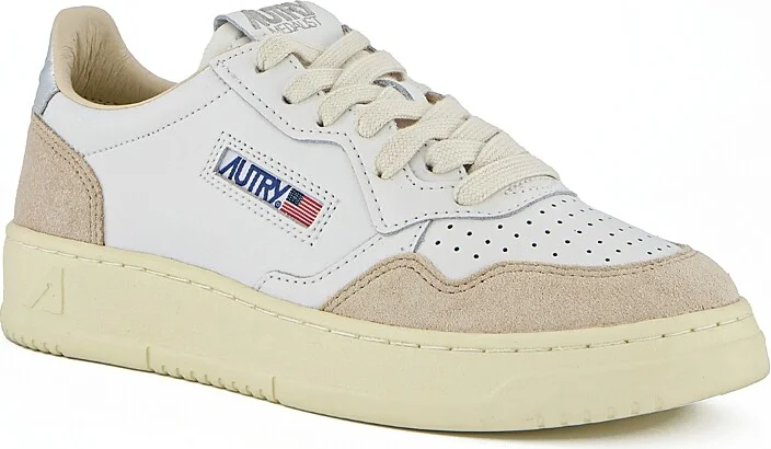 Autry Women's Medalist Low Top Sneakers