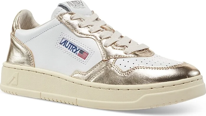 Autry Women's Medalist Low Top Sneakers