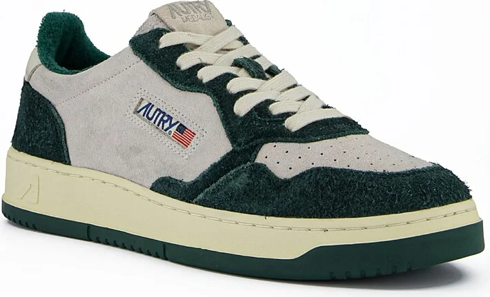 Autry Women's Medalist Low Top Sneakers