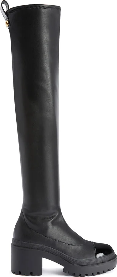 Avela Stretch