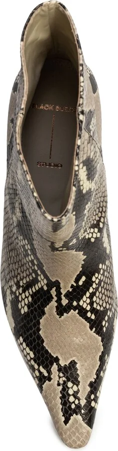Avenue 50 Pointed Toe Kitten Heel Bootie - Image 5