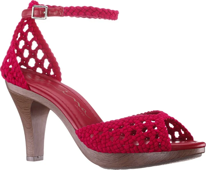Avenue Ankle Strap Sandal