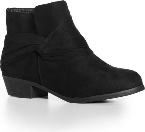 Avenue Women's Wide Width Finula Ankle Boot - 8 W, Black
