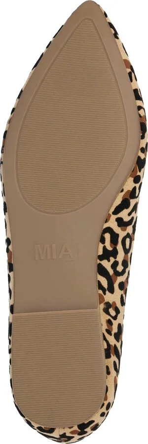 Avi Pointed Toe Flat - Image 4