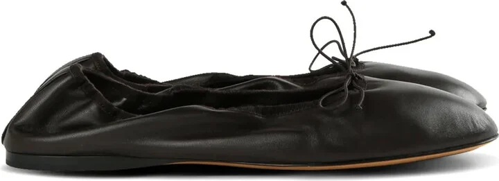 Awar ballet flats