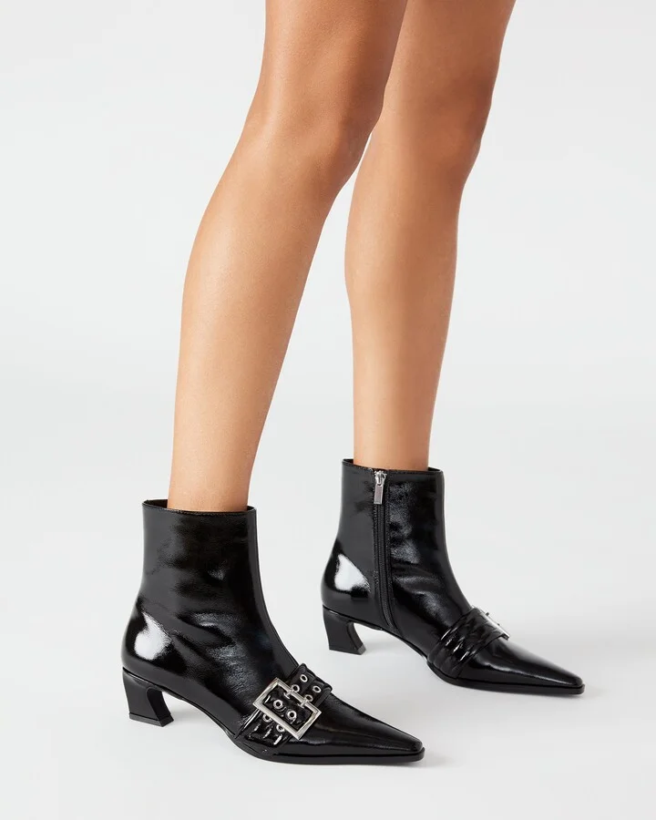 Axton Black Leather - Image 2
