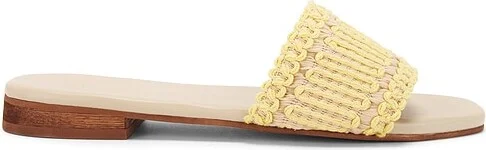 Ayla Sandal