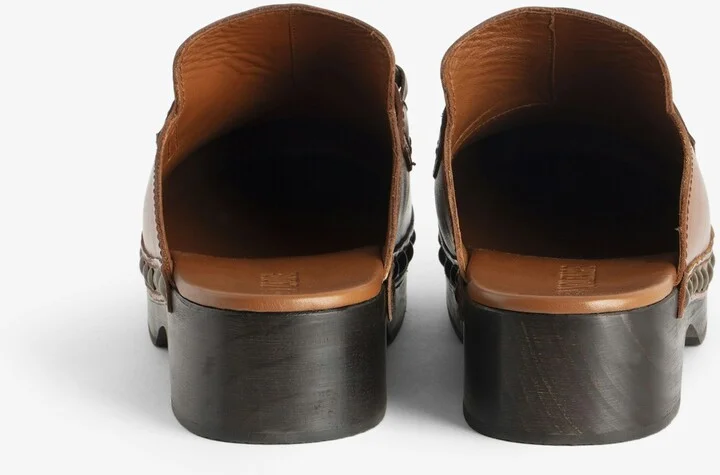 Azora Clogs - Image 5
