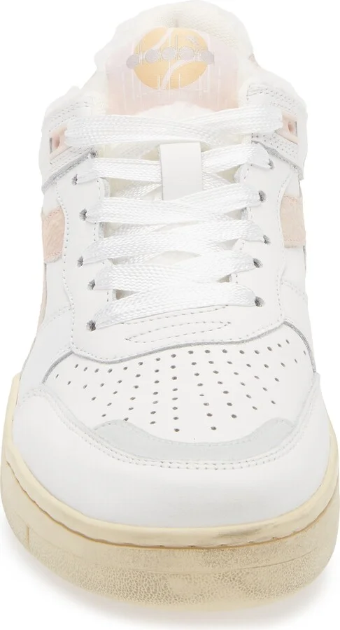 B.560 Cherie Sneaker - Image 4