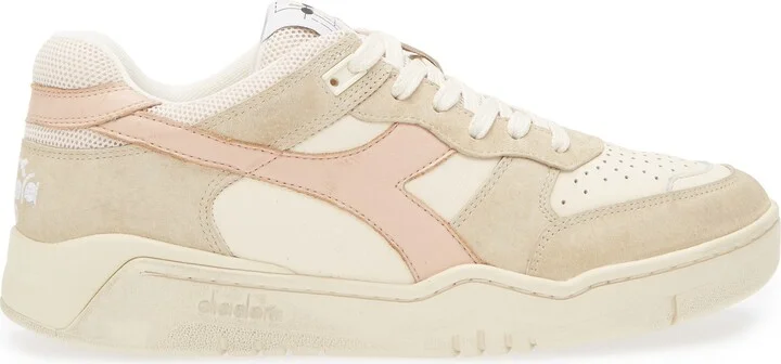 B.560 Used Sneaker - Image 3
