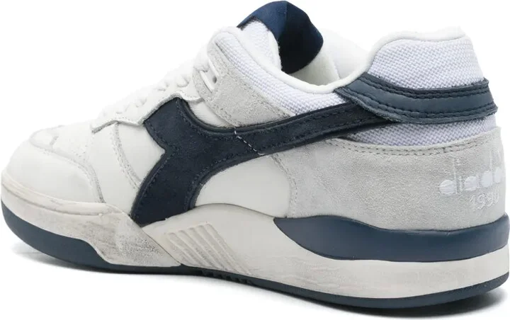 B.560 Used sneakers - Image 3