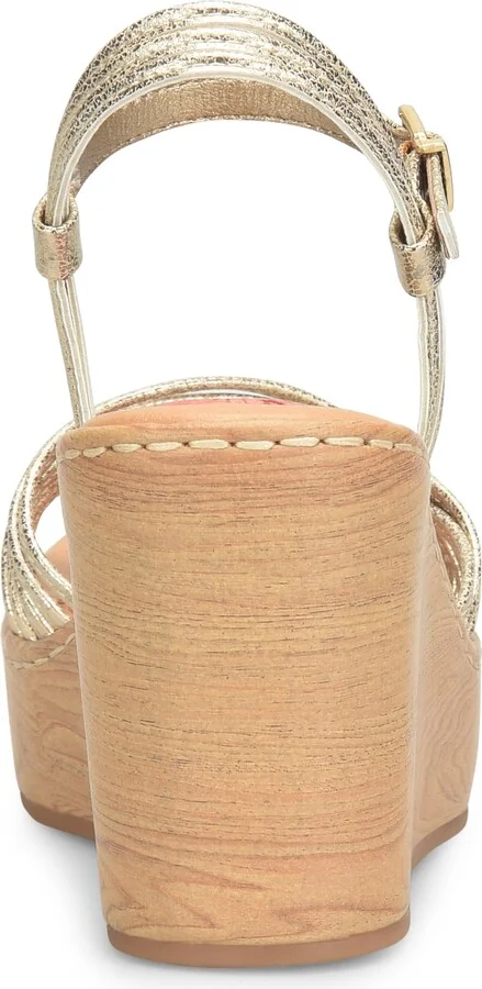 b.o.c. Women's Catalina Strappy Comfort Wedge Sandal - Image 5