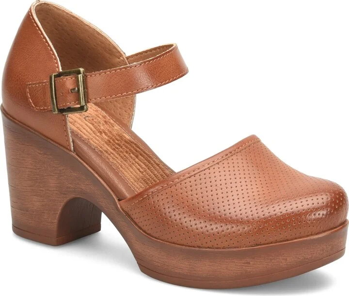 b.o.c. Women's Gia Comfort Wedge Sandals