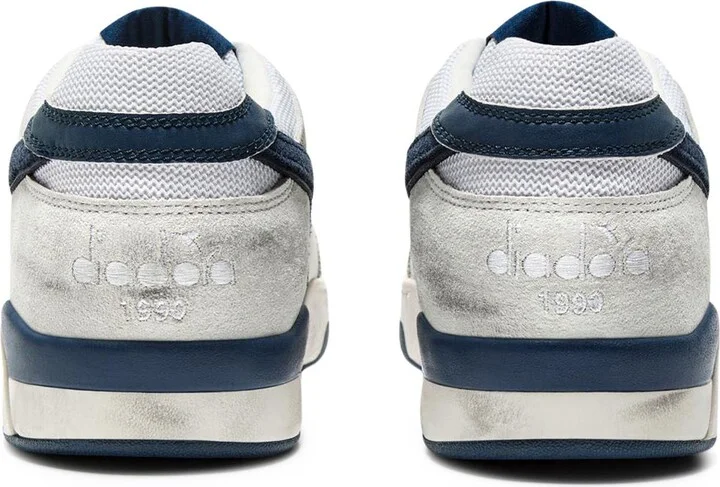 B560 Used Sneaker - Image 4
