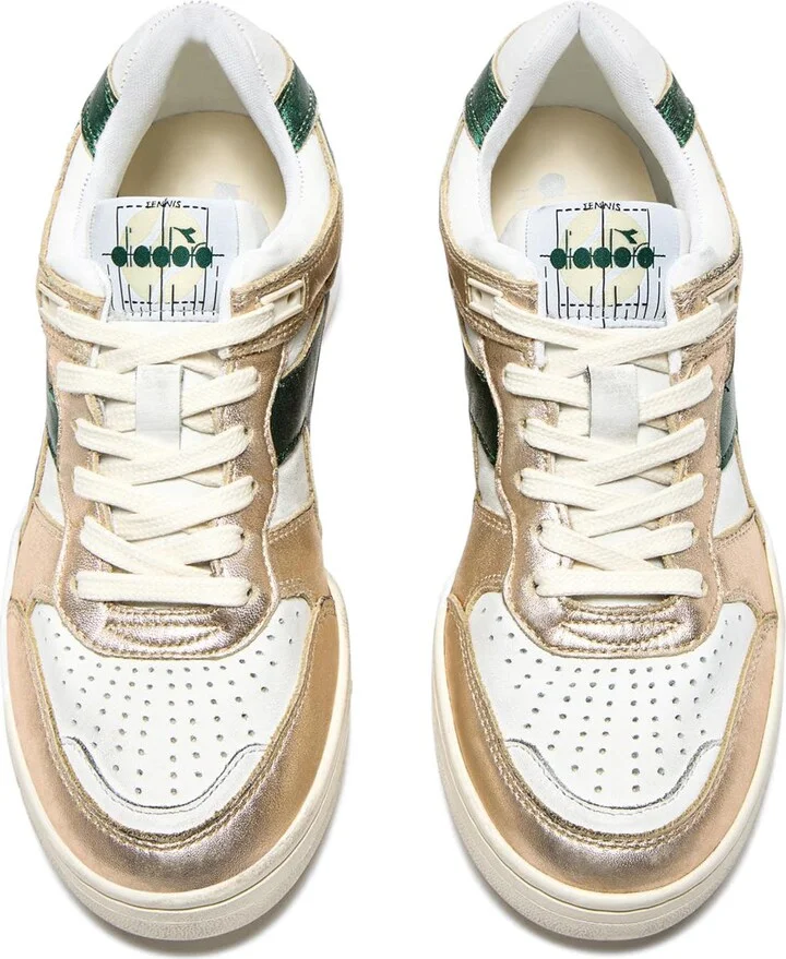 B560 Used Sneaker - Image 3